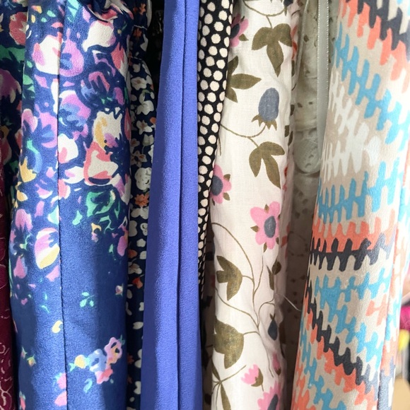 Resellers Mystery Box - Bundle of Women’s Resale Clothing - 5lbs - Picture 11 of 15